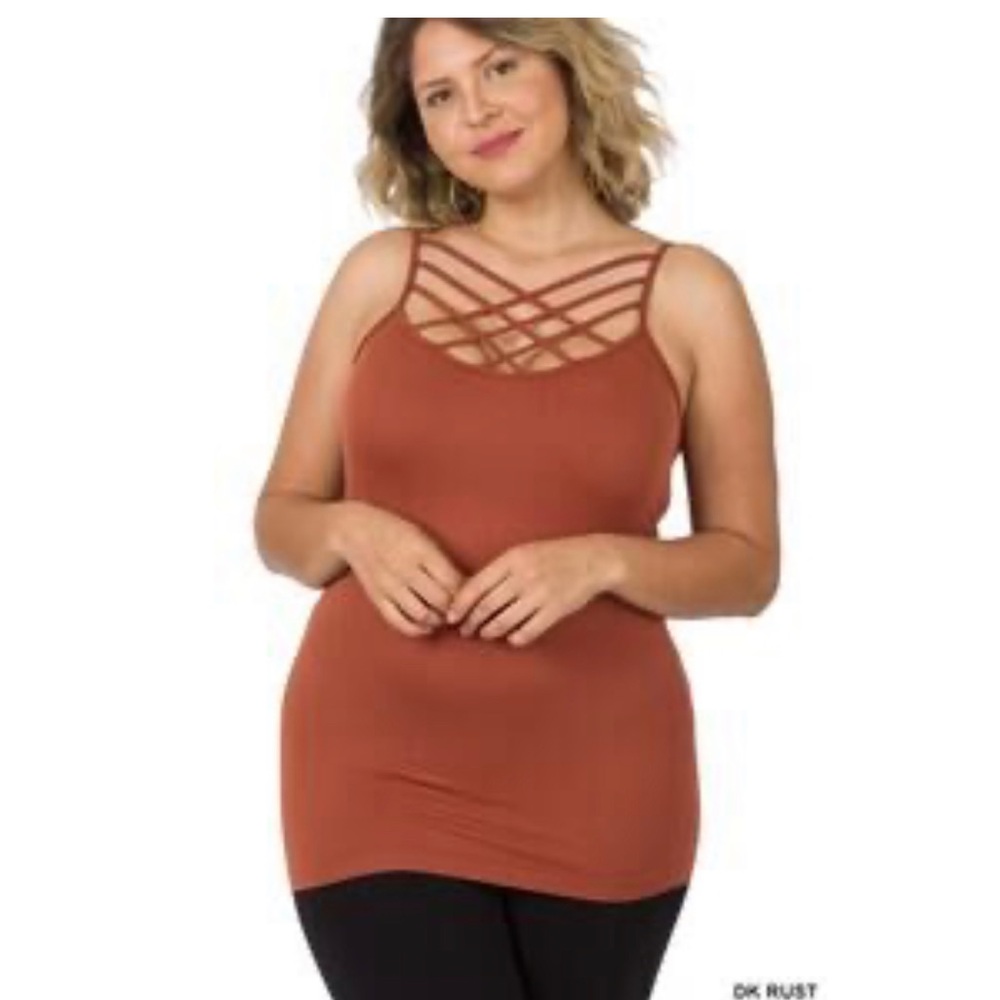 New Zenana Rust Strappy Tank Top size L/XL
Crisscross look 🌻🍃🍁🍂